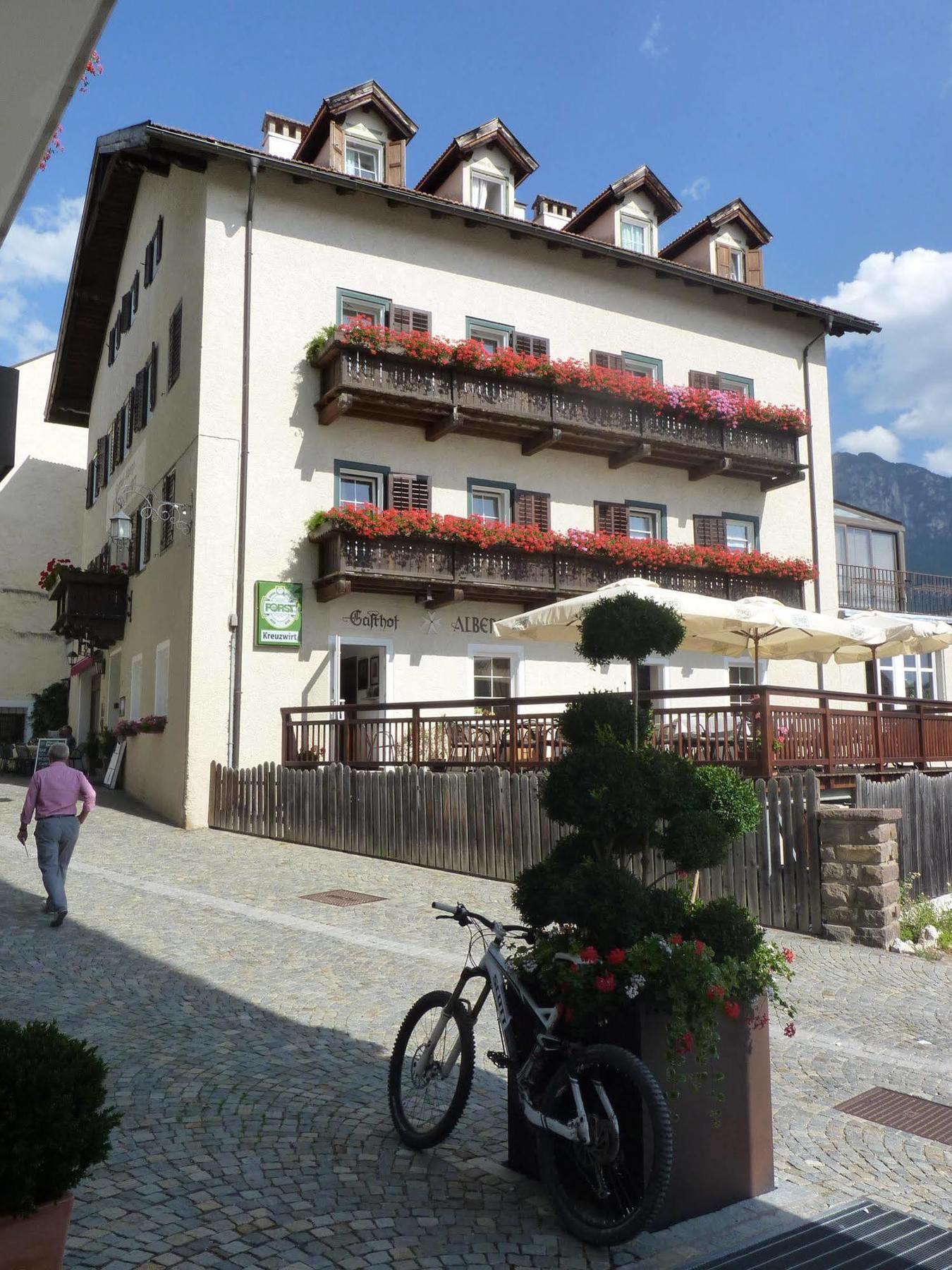 Gasthof Albergo Kreuzwirt Fiè Zewnętrze zdjęcie