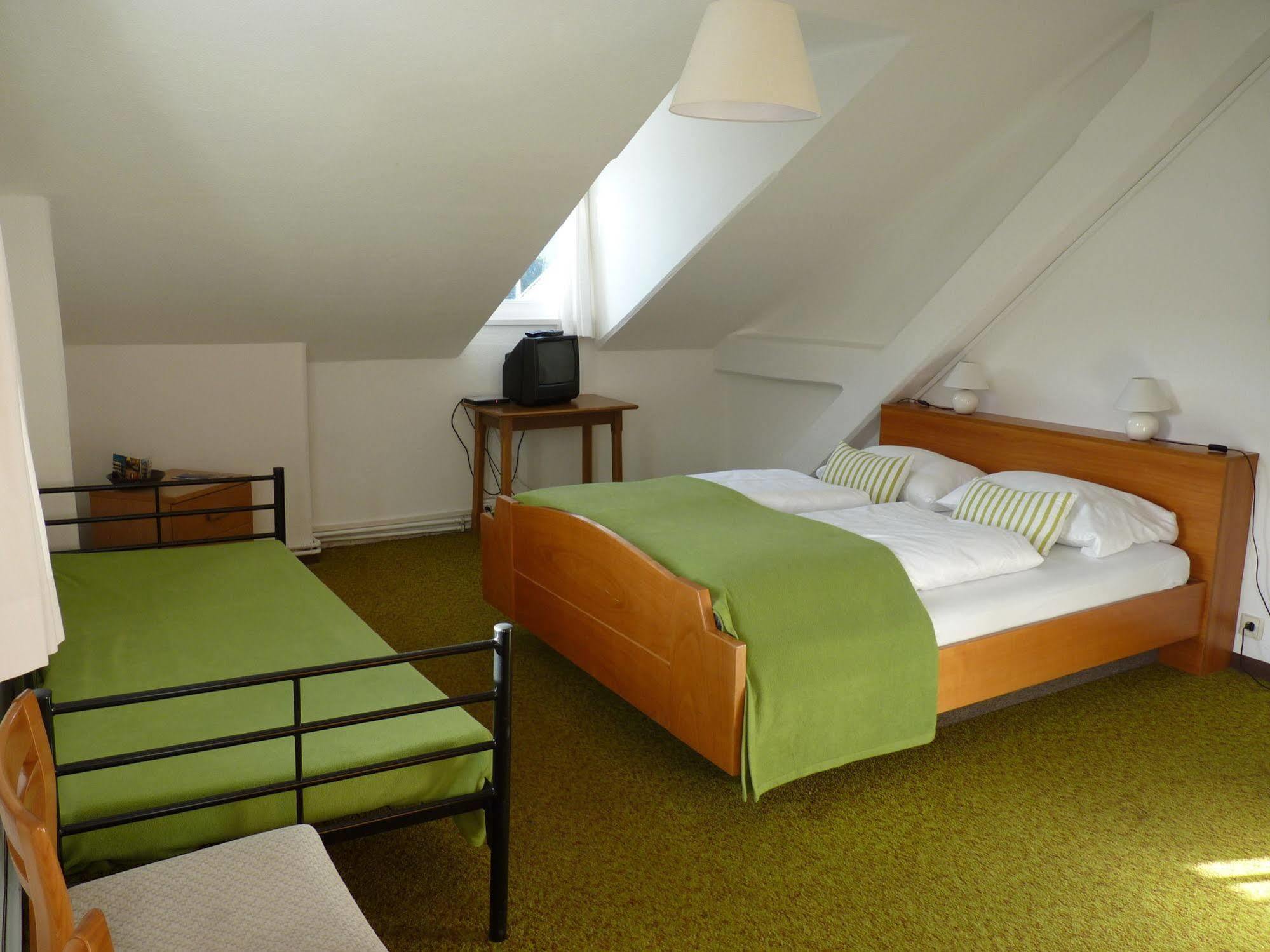 Gasthof Albergo Kreuzwirt Fiè Zewnętrze zdjęcie