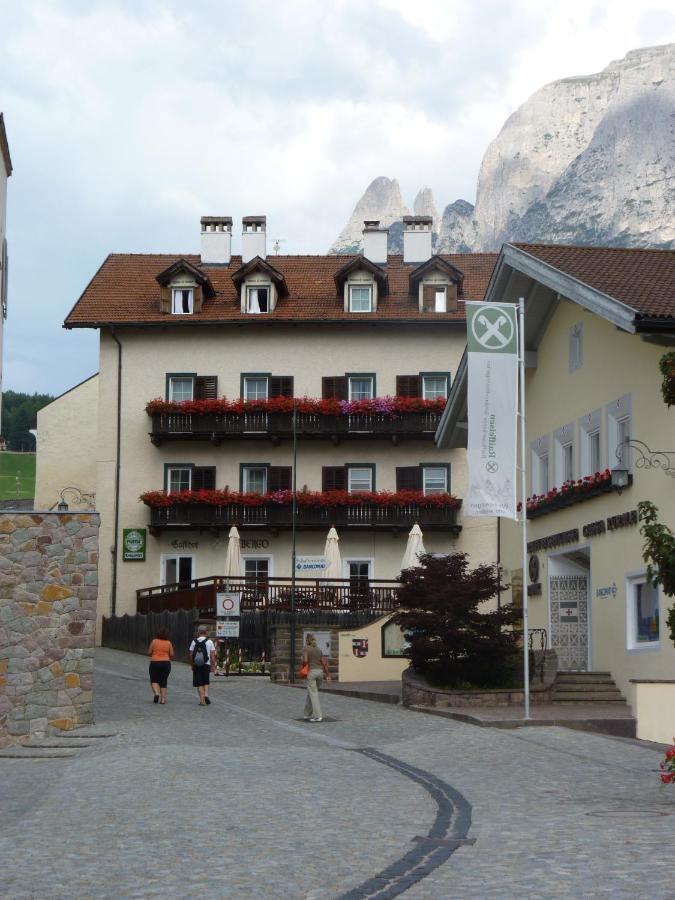 Gasthof Albergo Kreuzwirt Fiè Zewnętrze zdjęcie